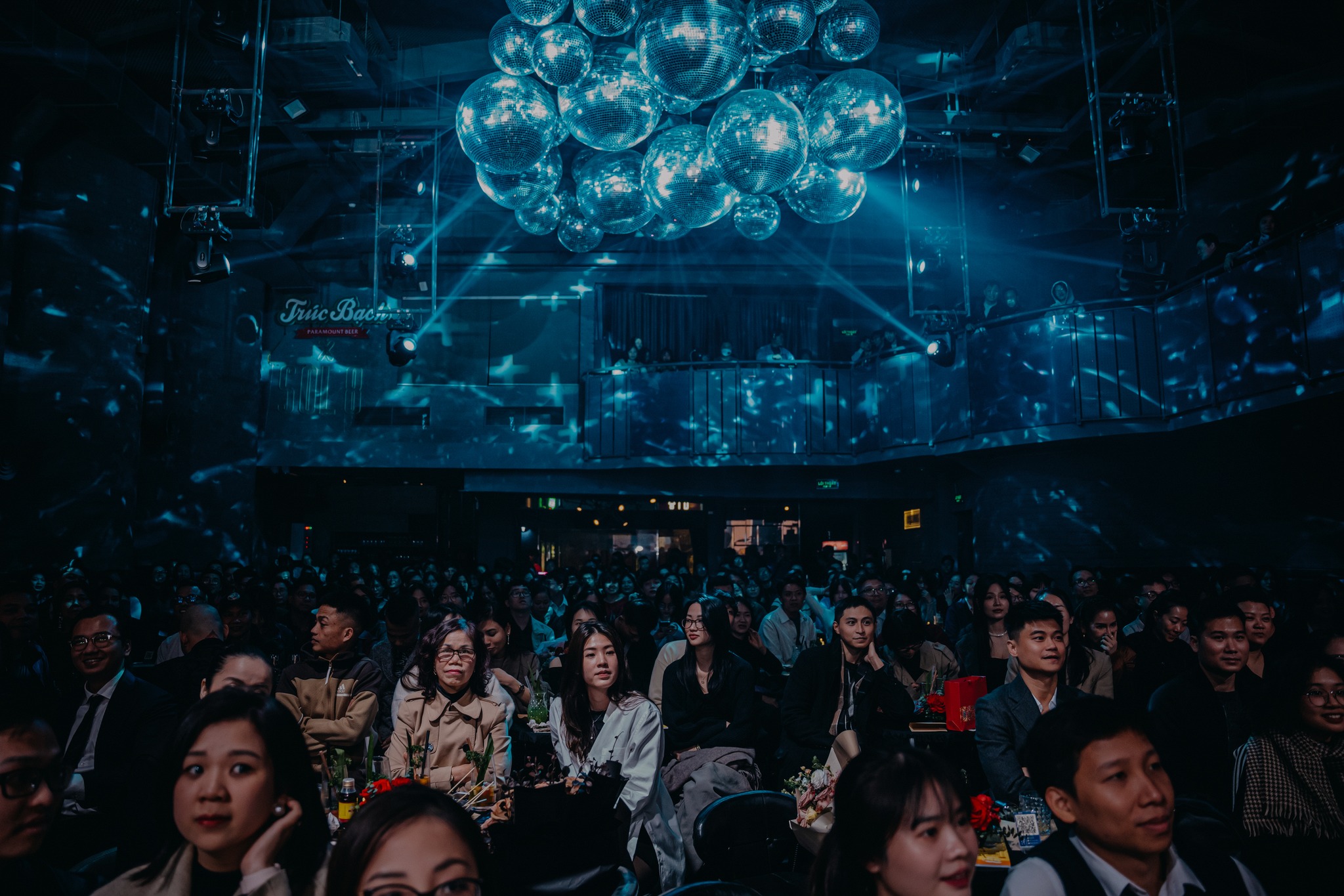 Khán giả tham gia Mini Concert “Hồi Âm” của Đinh Mạnh Ninh